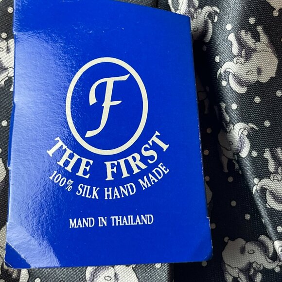 The First Elephant Silk Tie - Picture 6 of 6